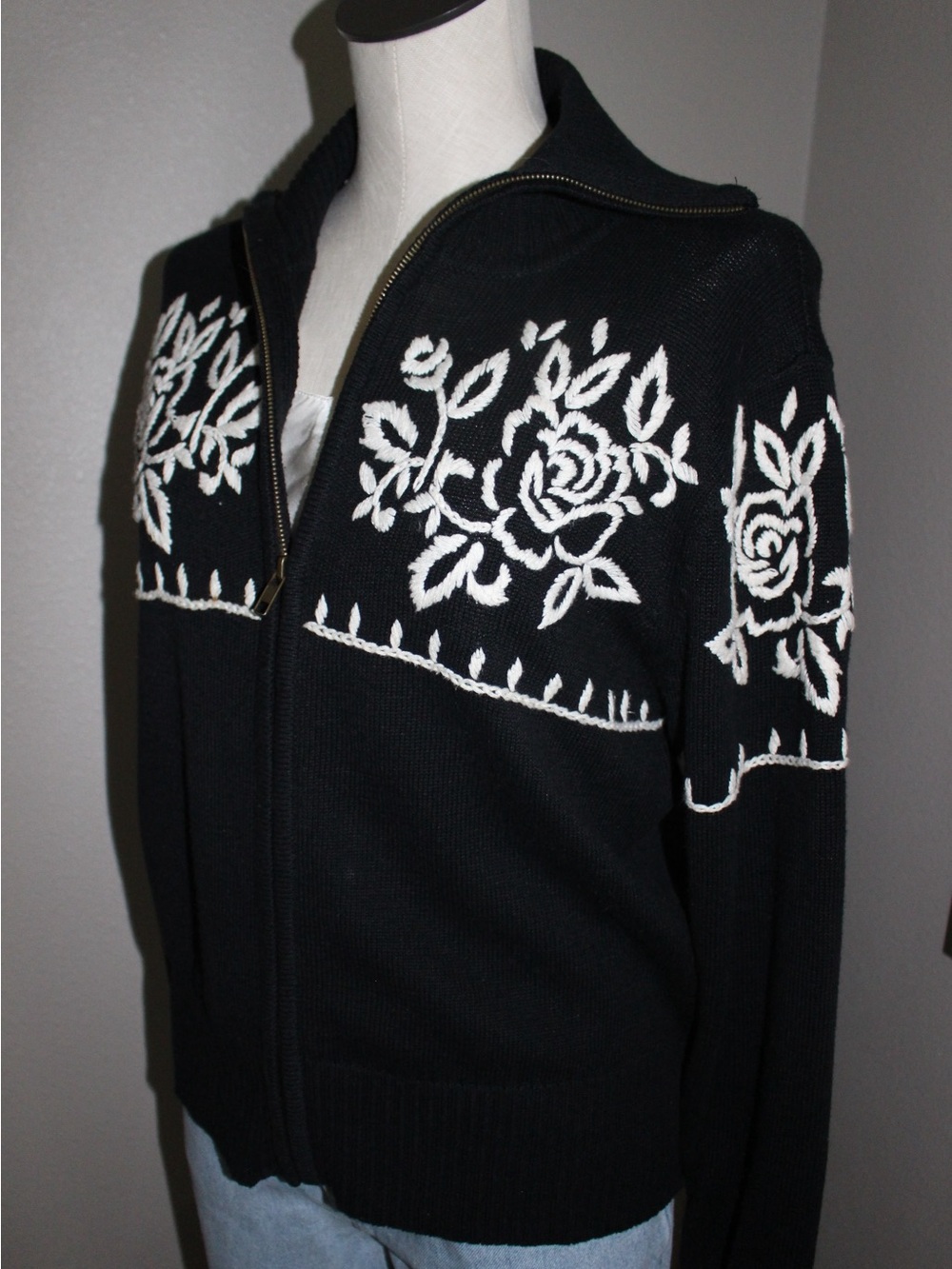 Black Zip-Up Sweater Jacket with White Floral Embroidery